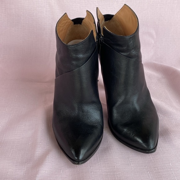 Maison Martin Margiela
Leather Boots - Picture 4 of 8